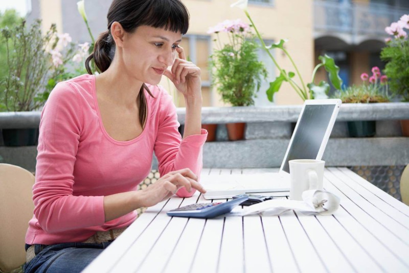 Answers for Kern County Business Owners: Can I Put Personal Money in My Business Account?